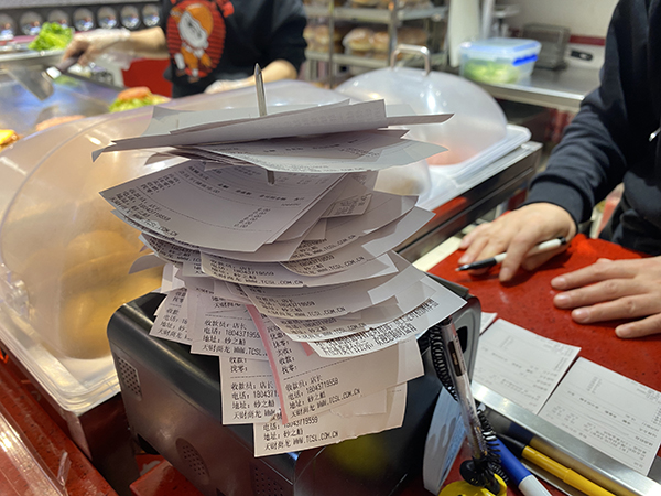 648948151027c.jpg b7f940c4f07cb8ac77d6f23b678b03a4.jpg